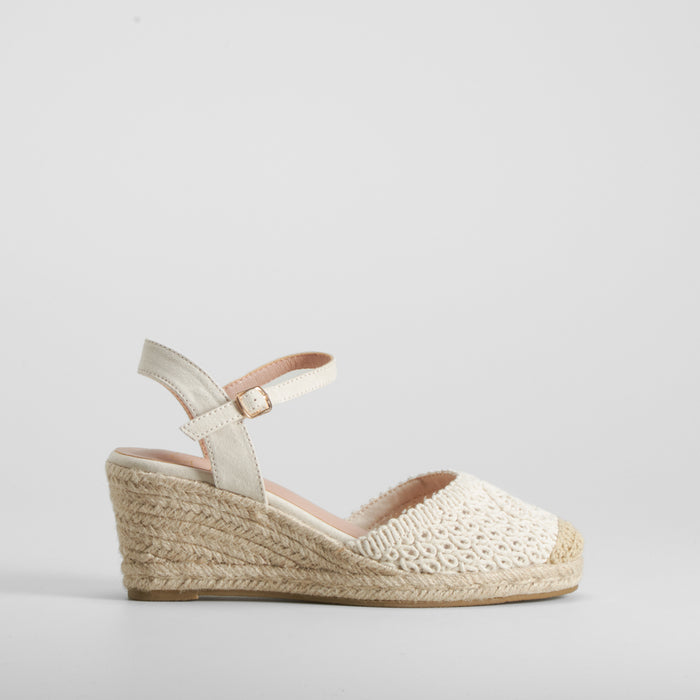 Sandalia de yute de cuรฑa macrame beige PICCOLA PIU
