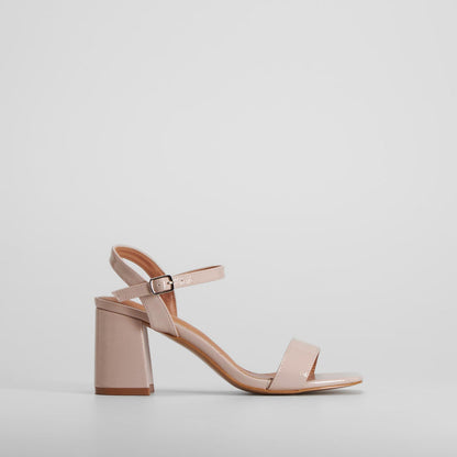 Sanalida tacón charol beige PICCOLA PIU
