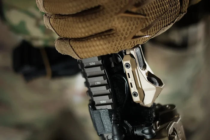 AXON SYNC SureFire / Crane Laser 7 FDE