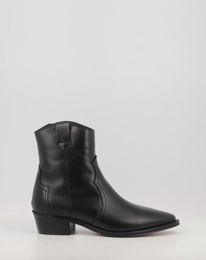 CECILE 2548