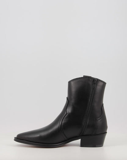 CECILE 2548
