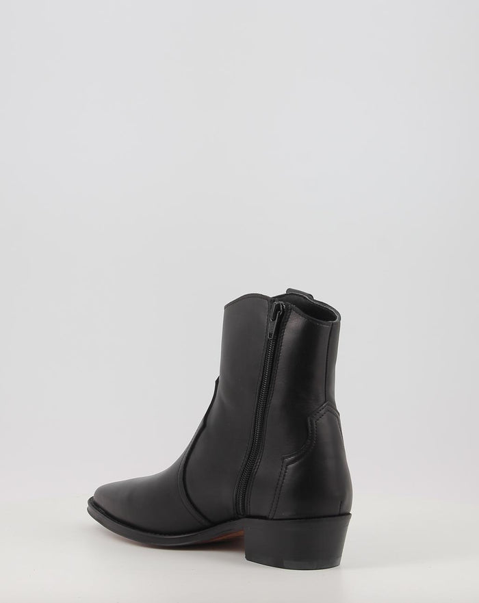 CECILE 2548