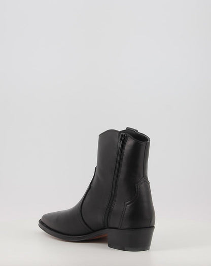 CECILE 2548