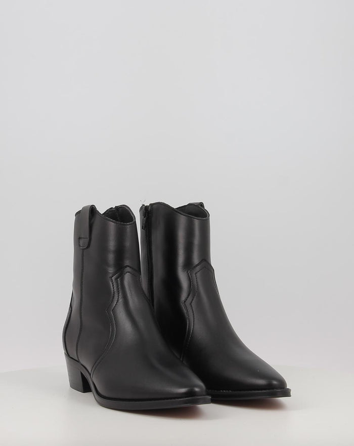 CECILE 2548