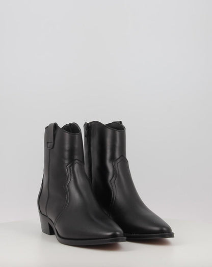 CECILE 2548