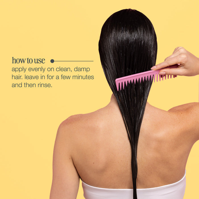 milk-shake-color-maintainer-conditioner-use-1