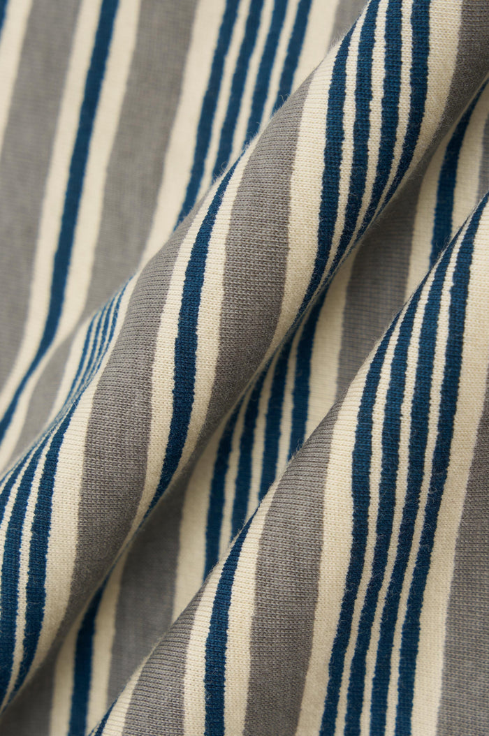 Core Tee Stripe Grey