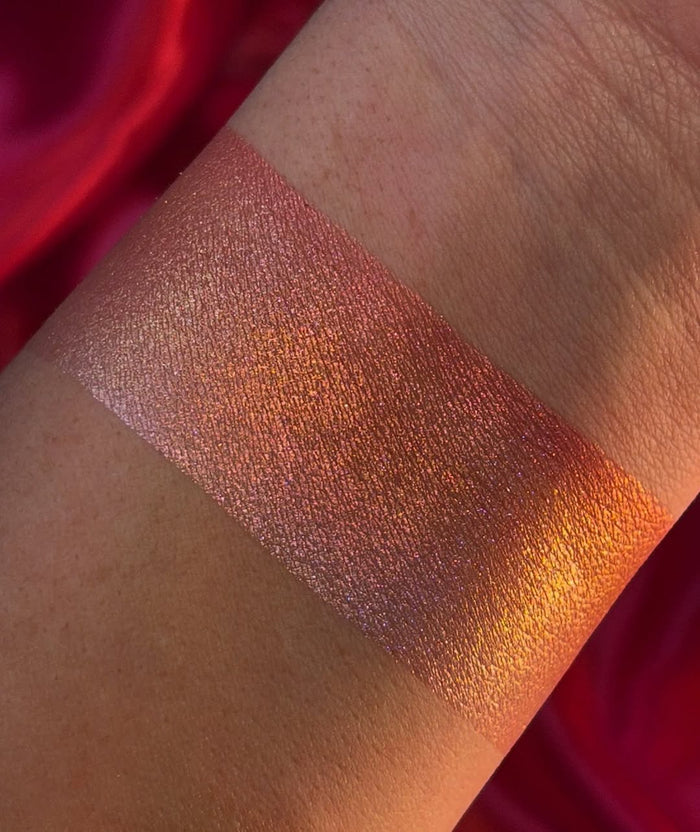 DAZZLING BRONZE HIGHLIGHTER [MAGNETIC PAN]