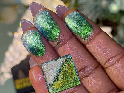 FESTIVE ELEGANCE - MULTICHROME SPLIT PAN SINGLES ONLY (Magnetic Pan)