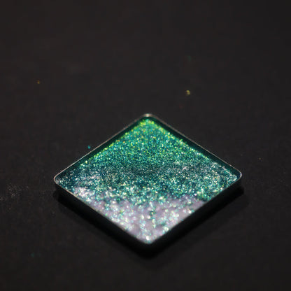 FESTIVE ELEGANCE - MULTICHROME SPLIT PAN SINGLES ONLY (Magnetic Pan)