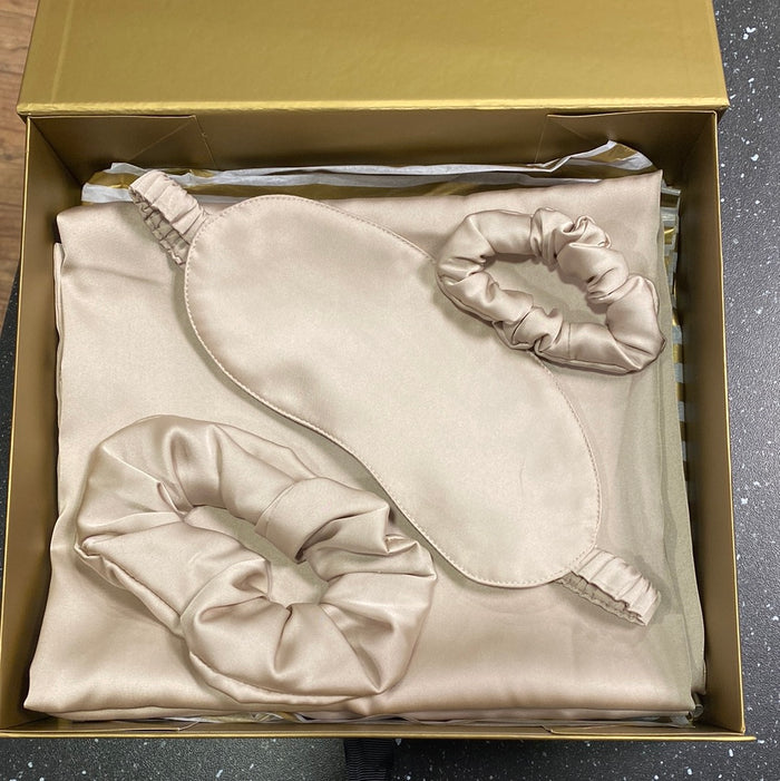 Gift box two silk pillowcase 2 hair band & eyes