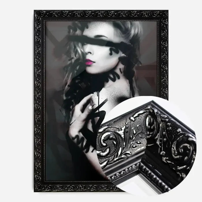 21x30cm | 8¼ x 11¾in / Black Ornate Frame