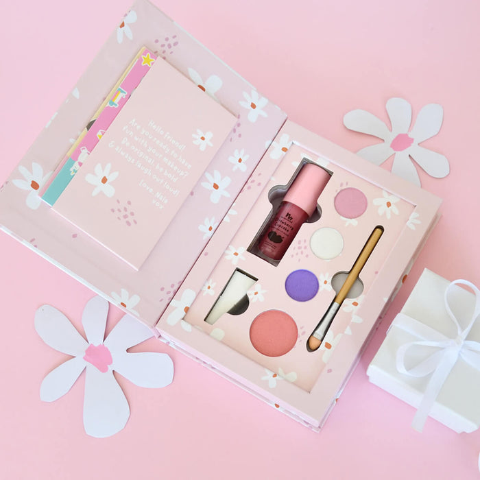 No Nasties Kids Natural Makeup Palette Kit in Nala Pink, non-toxic kids makeup set made with natural ingredients. Includes, blush, eyeshadow, lip gloss, sponge, brush, and nail stickers.