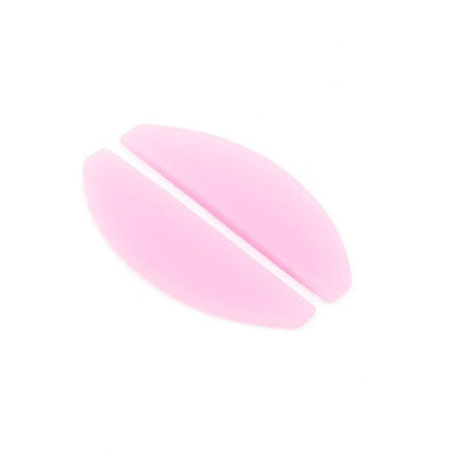 Flat Korean-style lash lift light pink shield. Soft silicone, reusable, professional-grade shields for crisp lash lifts.