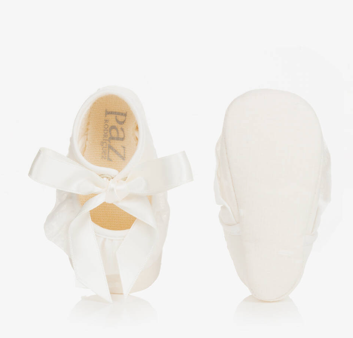 PAZ RODRIGUEZ Ivory Ruffle Baby Pre-Walkers