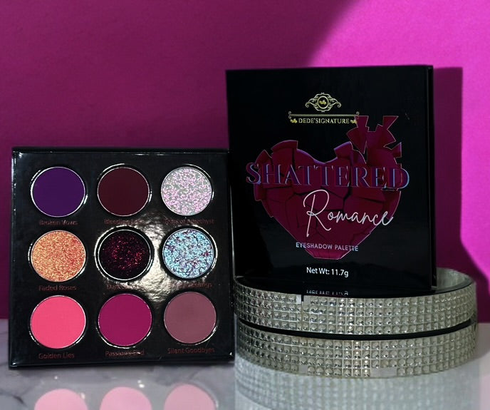 SHATTERED ROMANCE PALETTE [NON MAGNETIC]