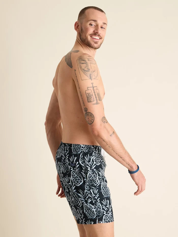 The Midnight Thigh-napples 7" (Classic Lined Swim Trunk) - Image 3 - Chubbies Shorts